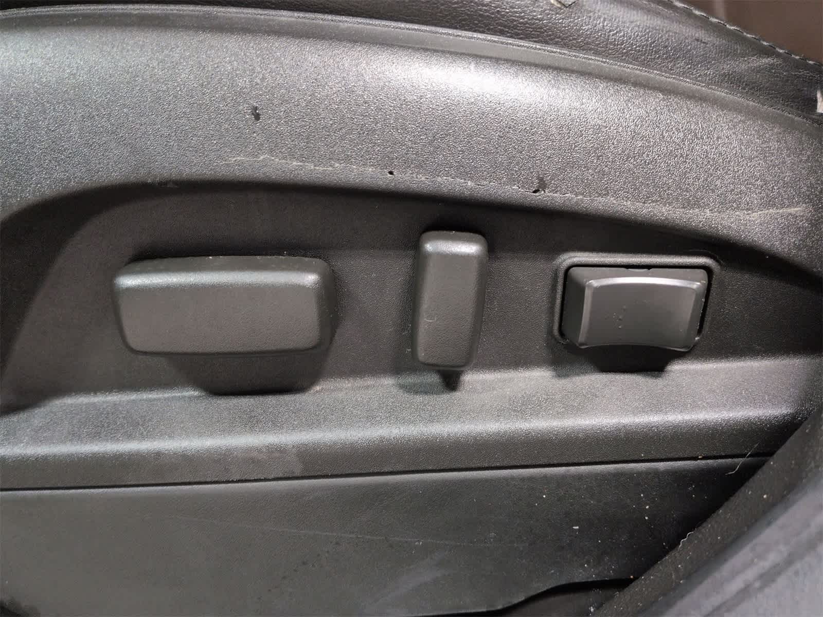 Thumbnail: 2011 GMC Terrain - 18