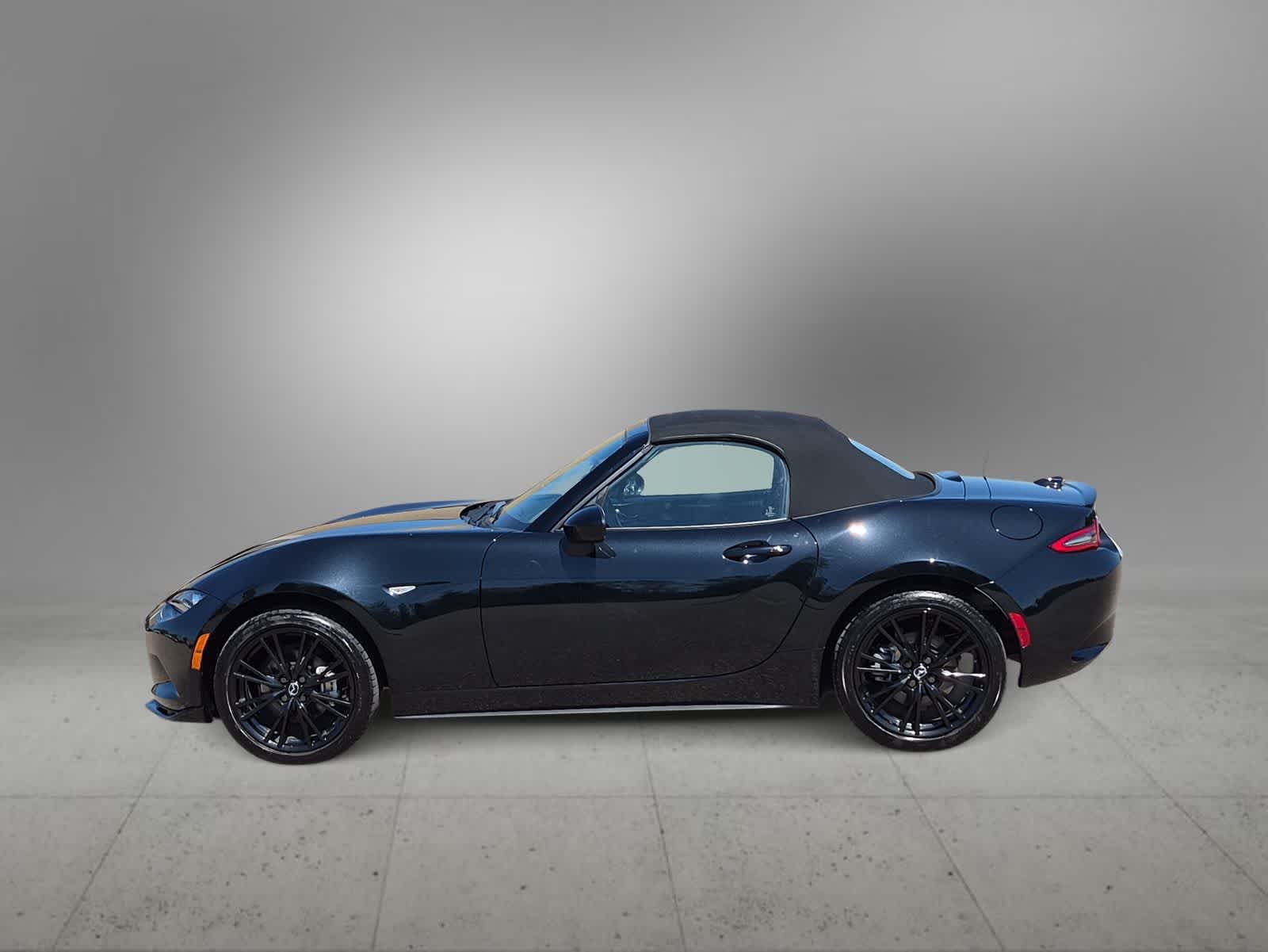 Thumbnail: 2025 Mazda MX-5 Miata - 5