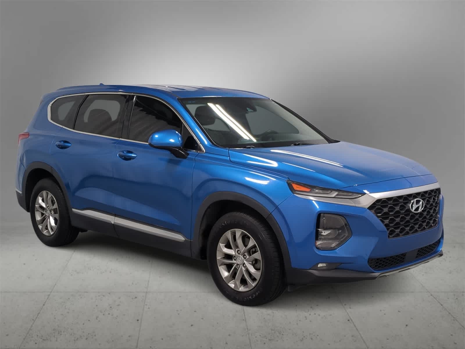 Thumbnail: 2019 Hyundai Santa Fe - 2