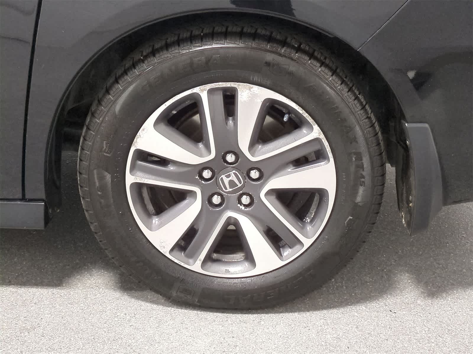 Thumbnail: 2016 Honda Odyssey - 14