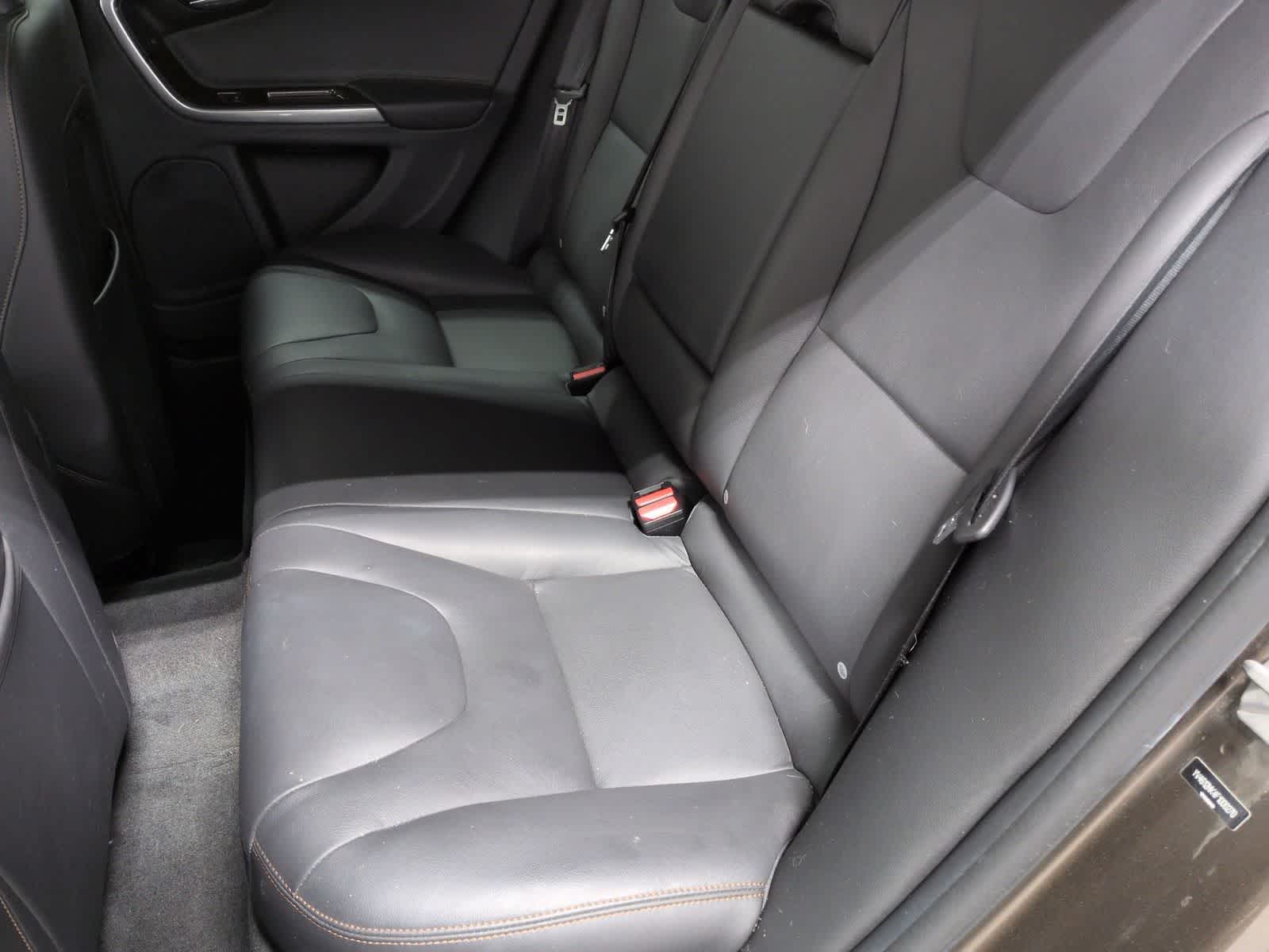 Thumbnail: 2015 Volvo S60 - 22