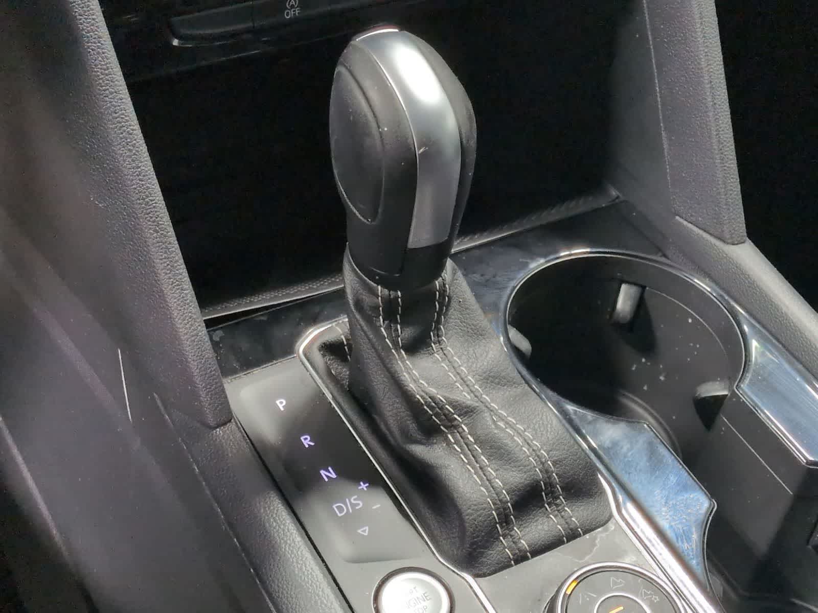 Thumbnail: 2023 Volkswagen Atlas - 32