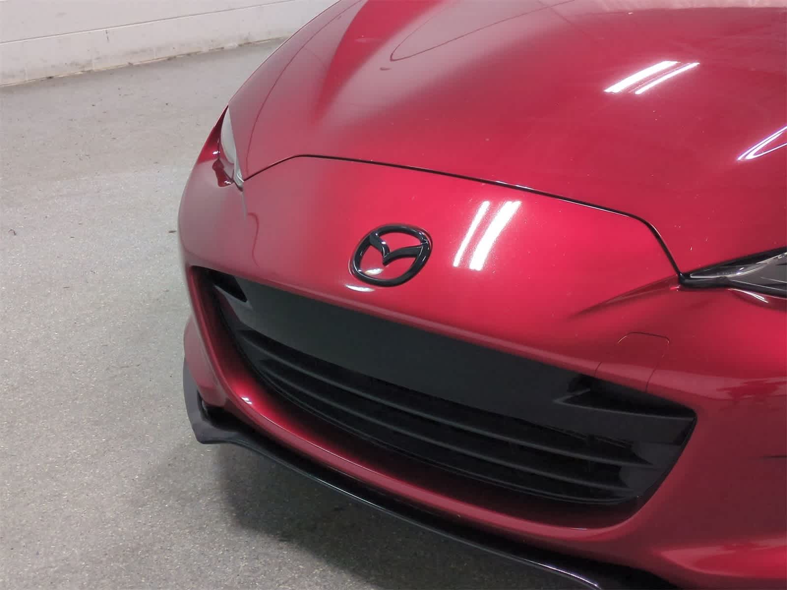 Thumbnail: 2020 Mazda MX-5 Miata - 12