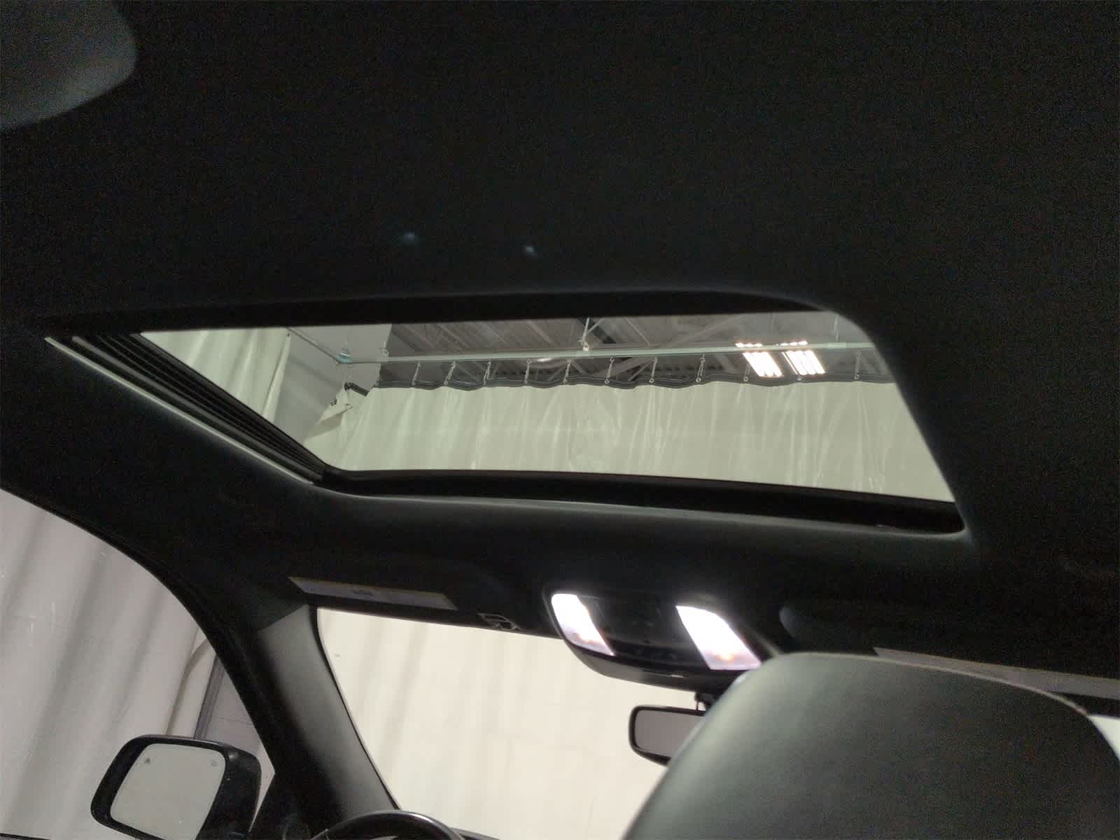 Thumbnail: 2021 Dodge Durango - 23
