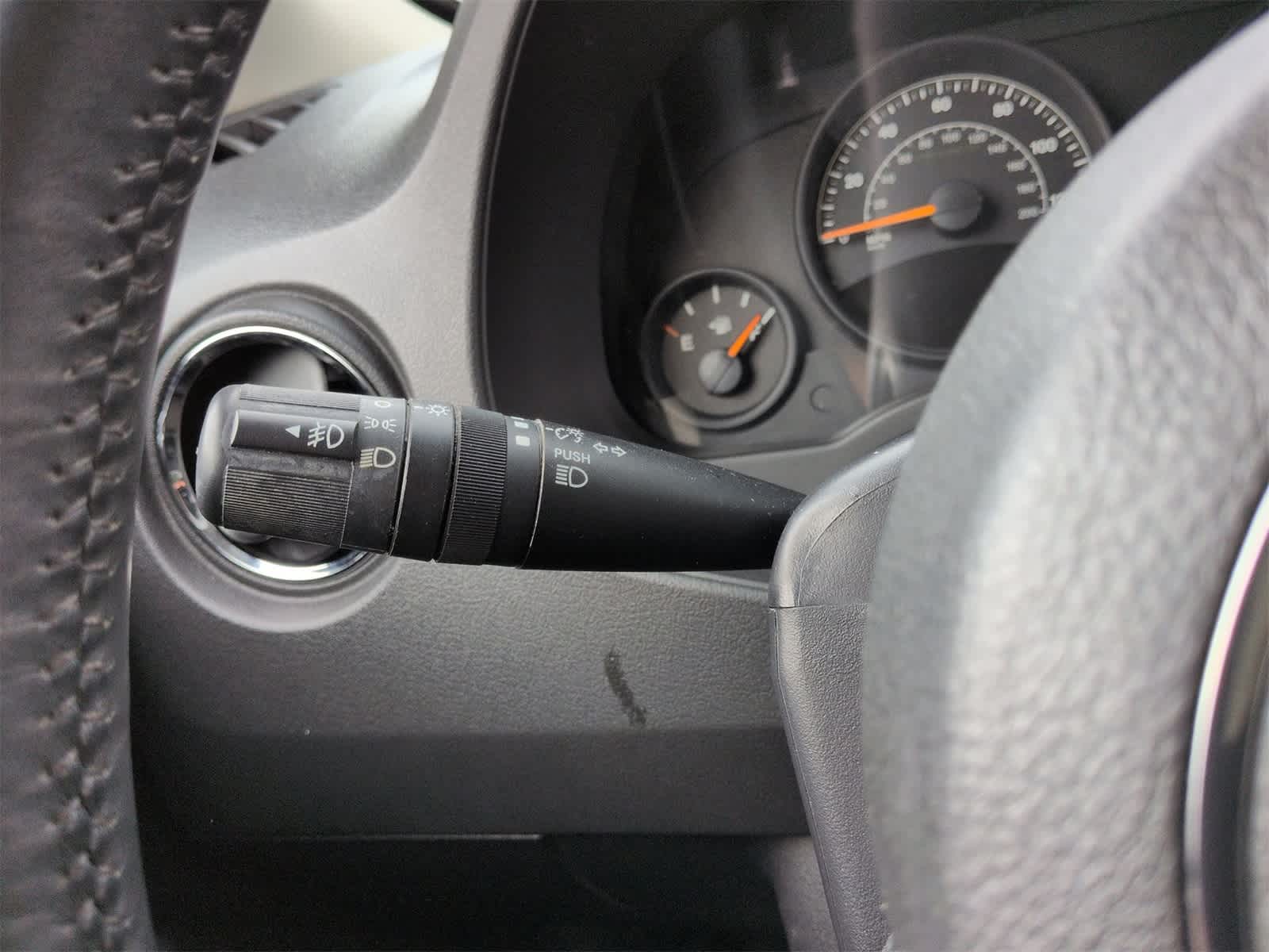 Thumbnail: 2014 Jeep Patriot - 26