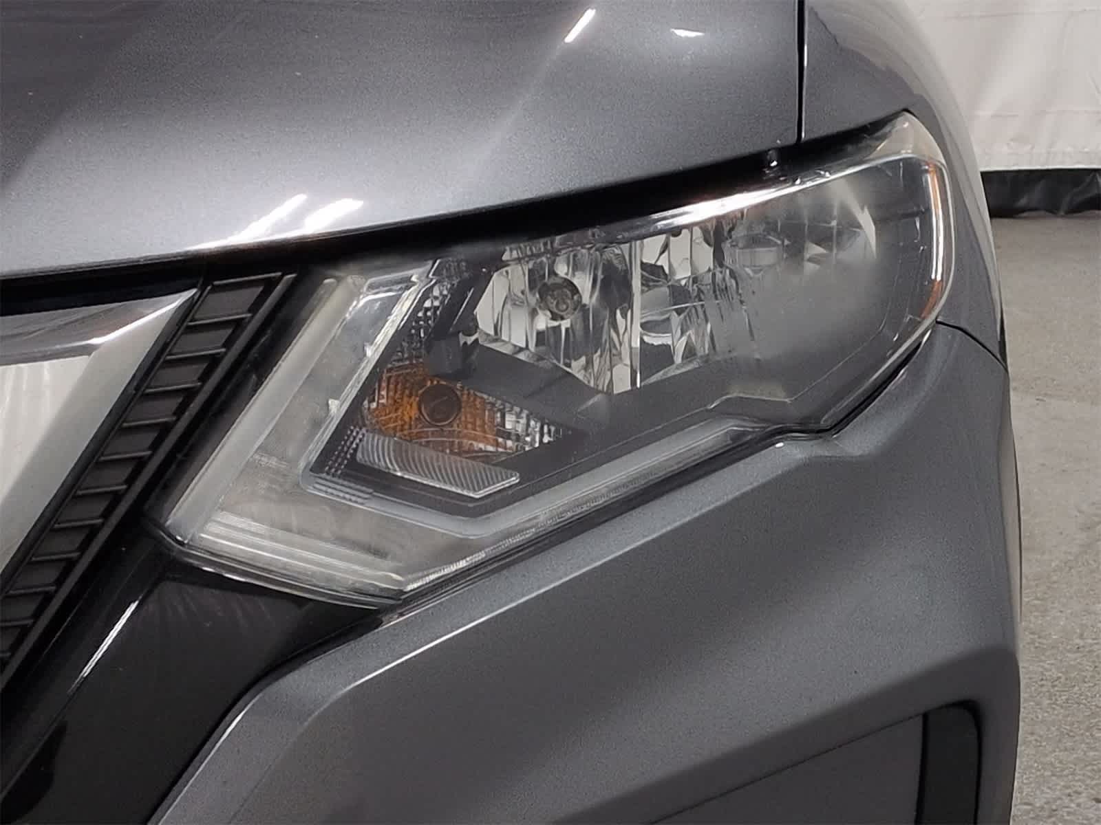 Thumbnail: 2018 Nissan Rogue - 11