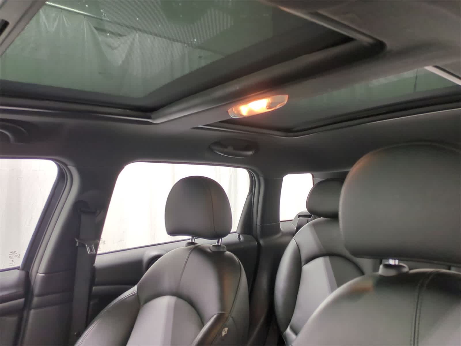 Thumbnail: 2016 MINI Cooper Countryman - 20
