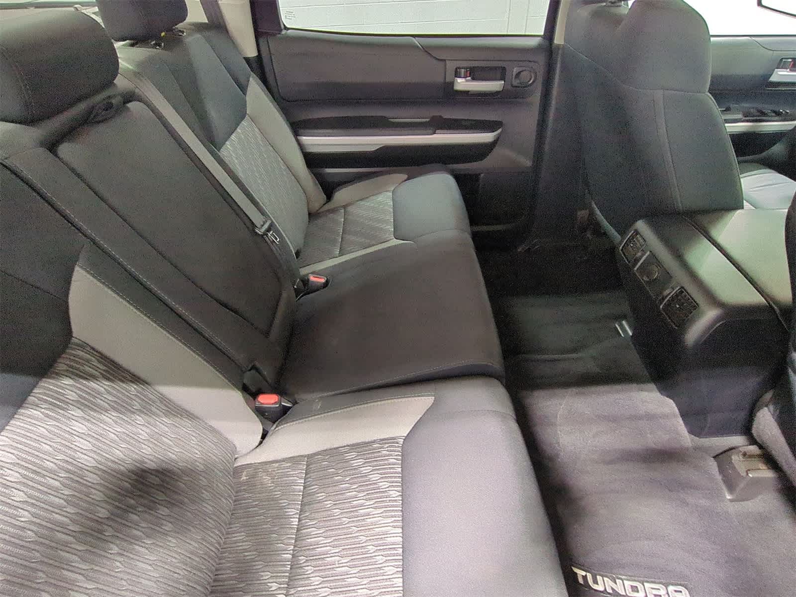 Thumbnail: 2019 Toyota Tundra - 21