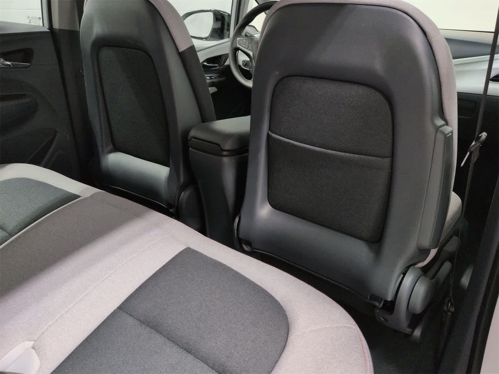 Thumbnail: 2017 Chevrolet Bolt EV - 19