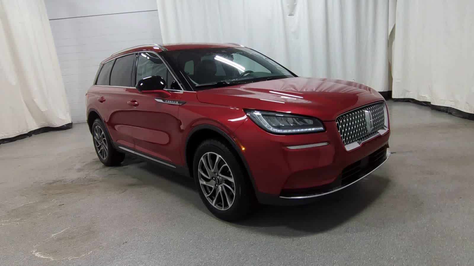 Thumbnail: 2020 Lincoln Corsair - 2