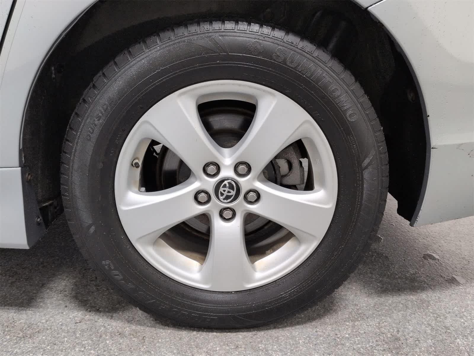 Thumbnail: 2019 Toyota Sienna - 14