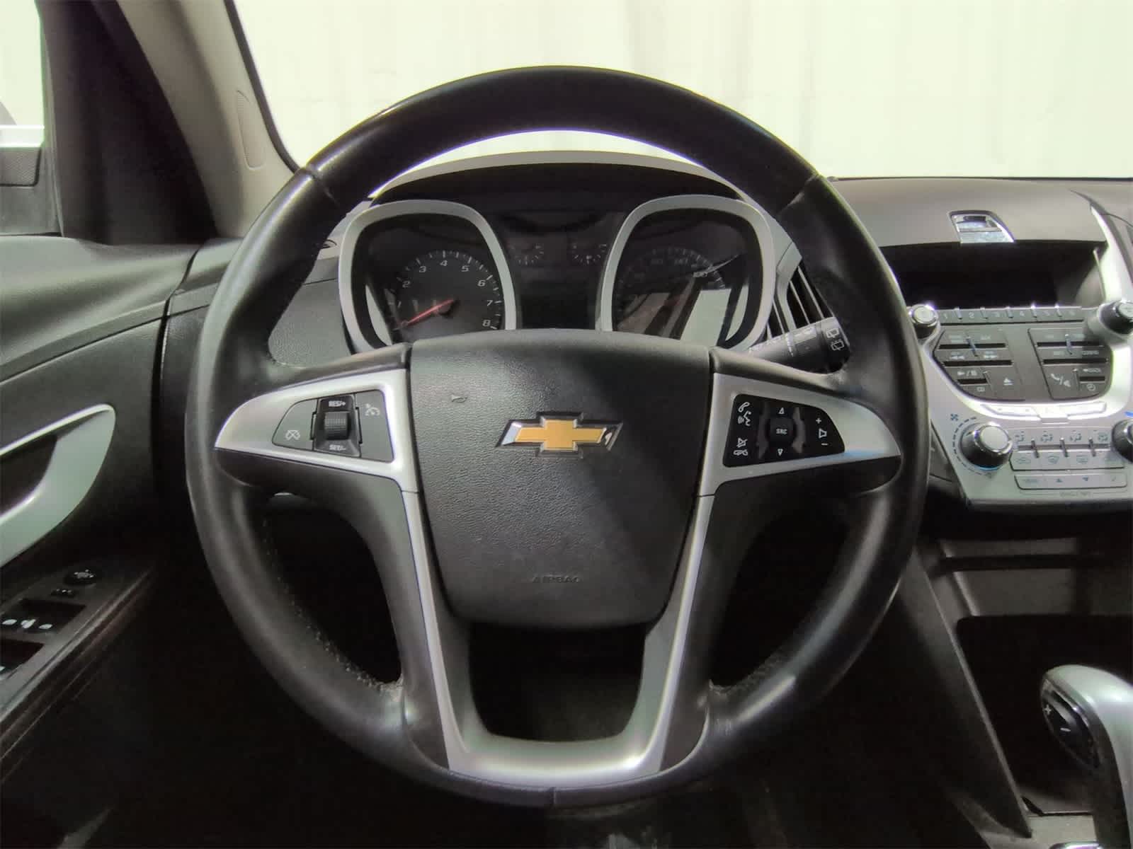 Thumbnail: 2010 Chevrolet Equinox - 23