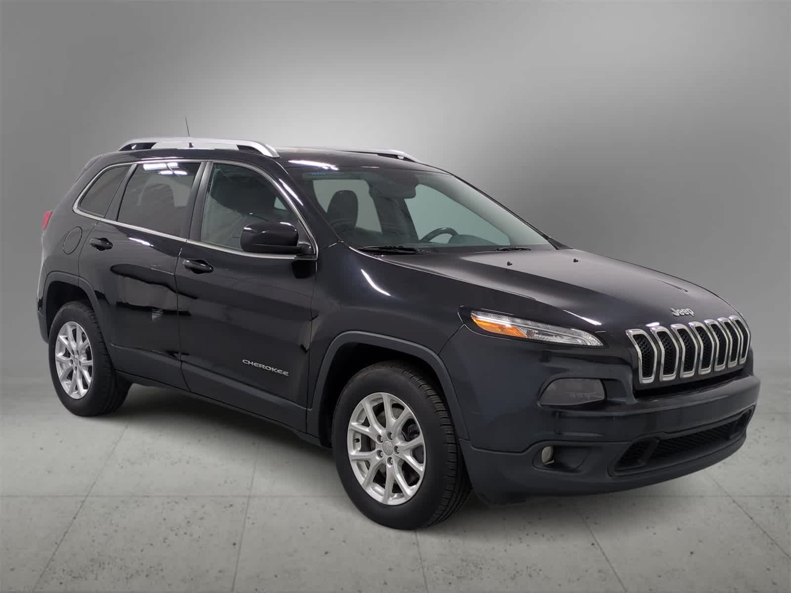Thumbnail: 2016 Jeep Cherokee - 2
