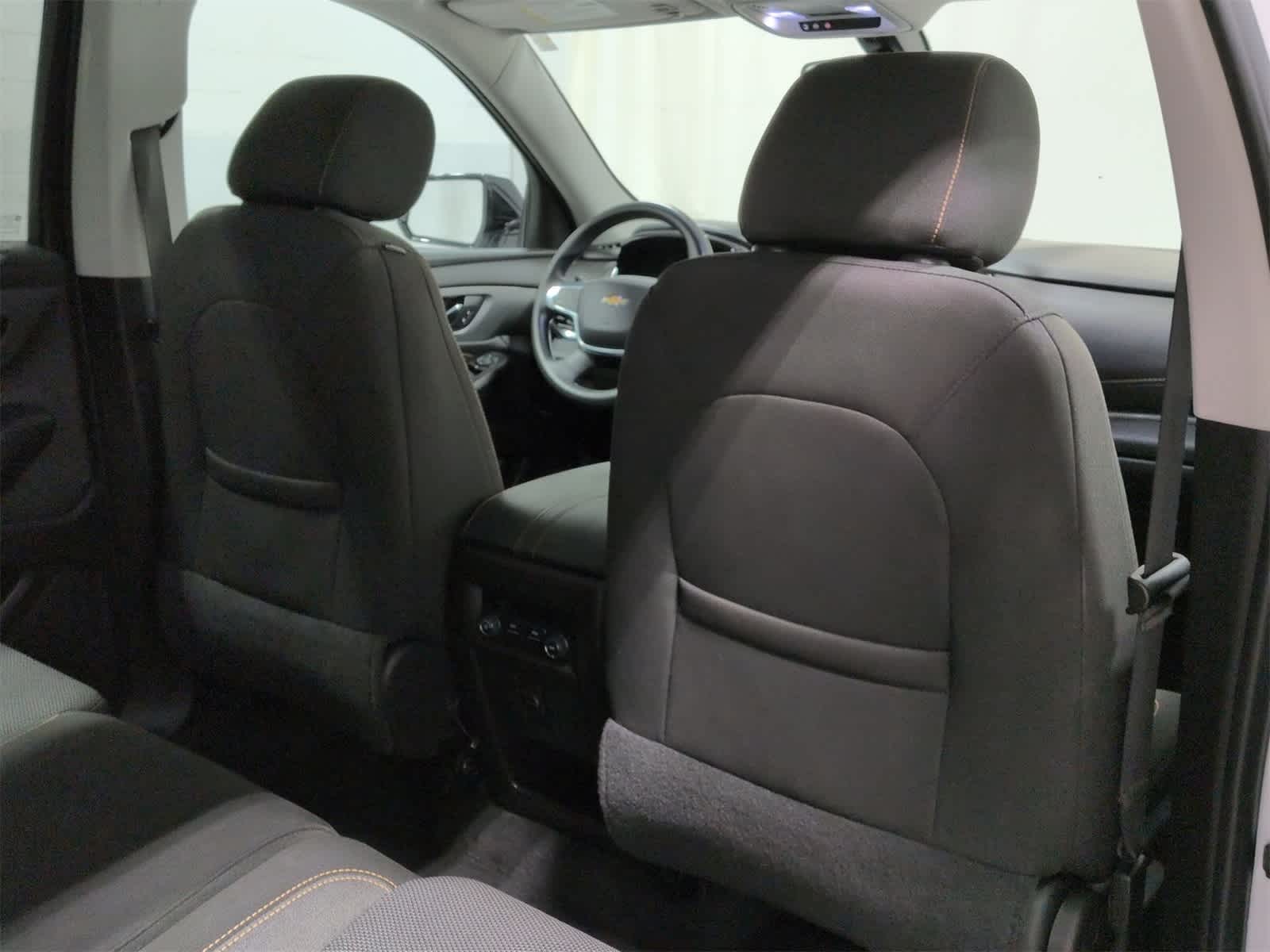 Thumbnail: 2019 Chevrolet Traverse - 23