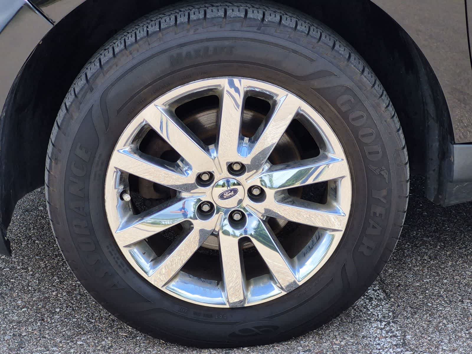 Thumbnail: 2013 Ford Edge - 14