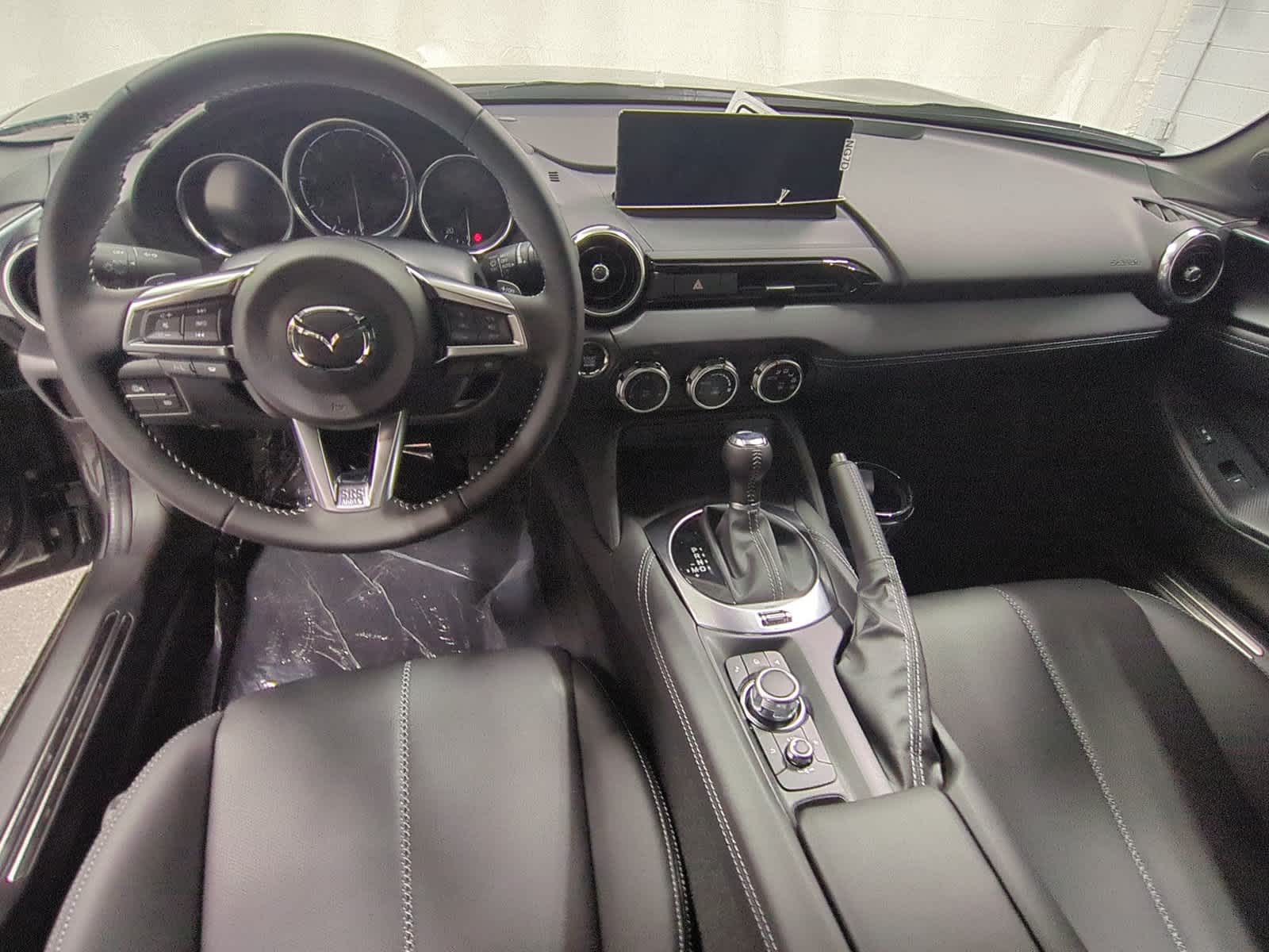 2025 Mazda MX-5 Miata Grand Touring - Photo 17