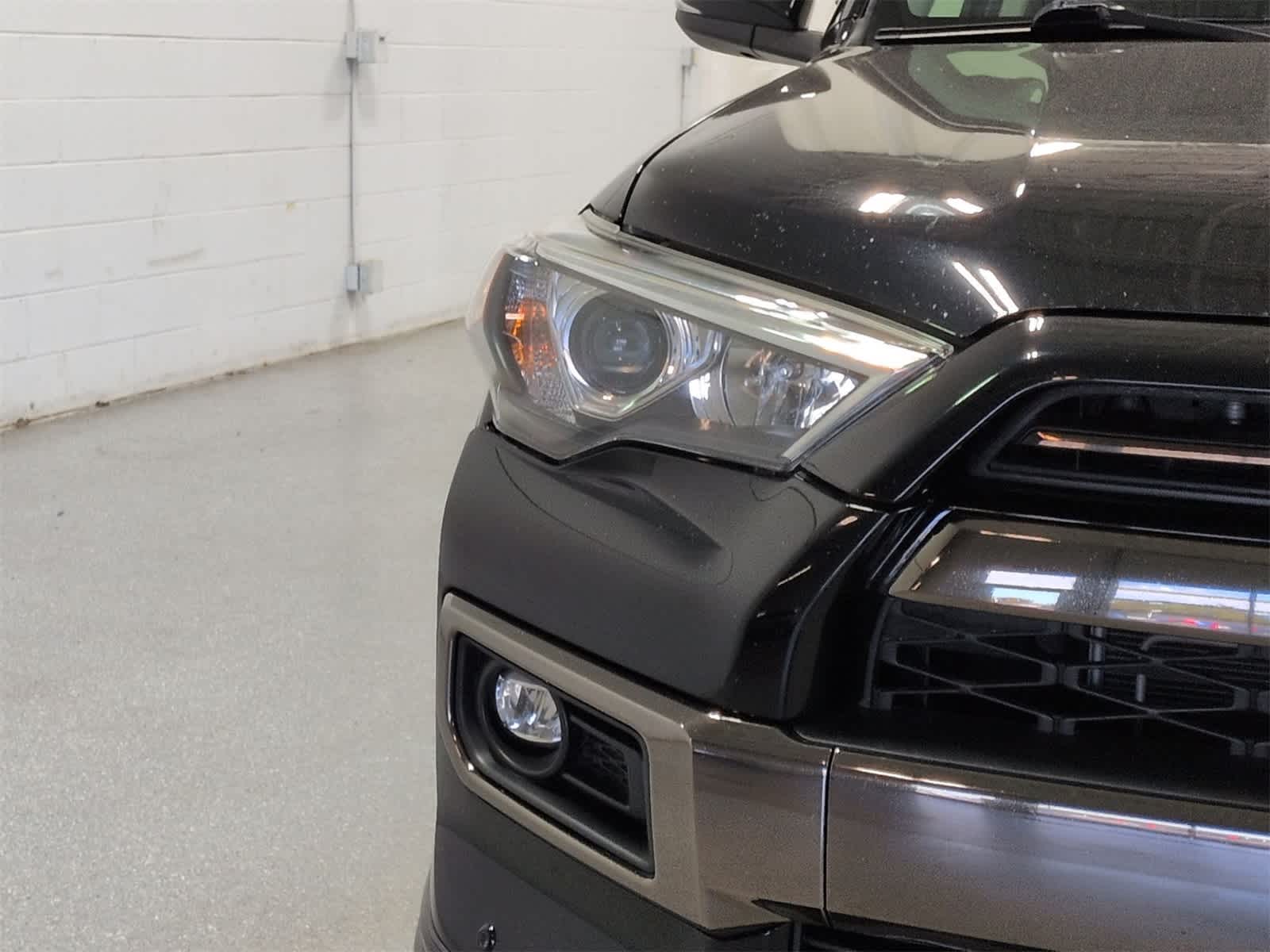 Thumbnail: 2021 Toyota 4Runner - 11