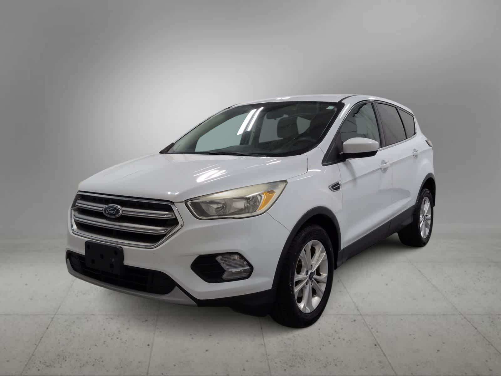 Thumbnail: 2017 Ford Escape - 4