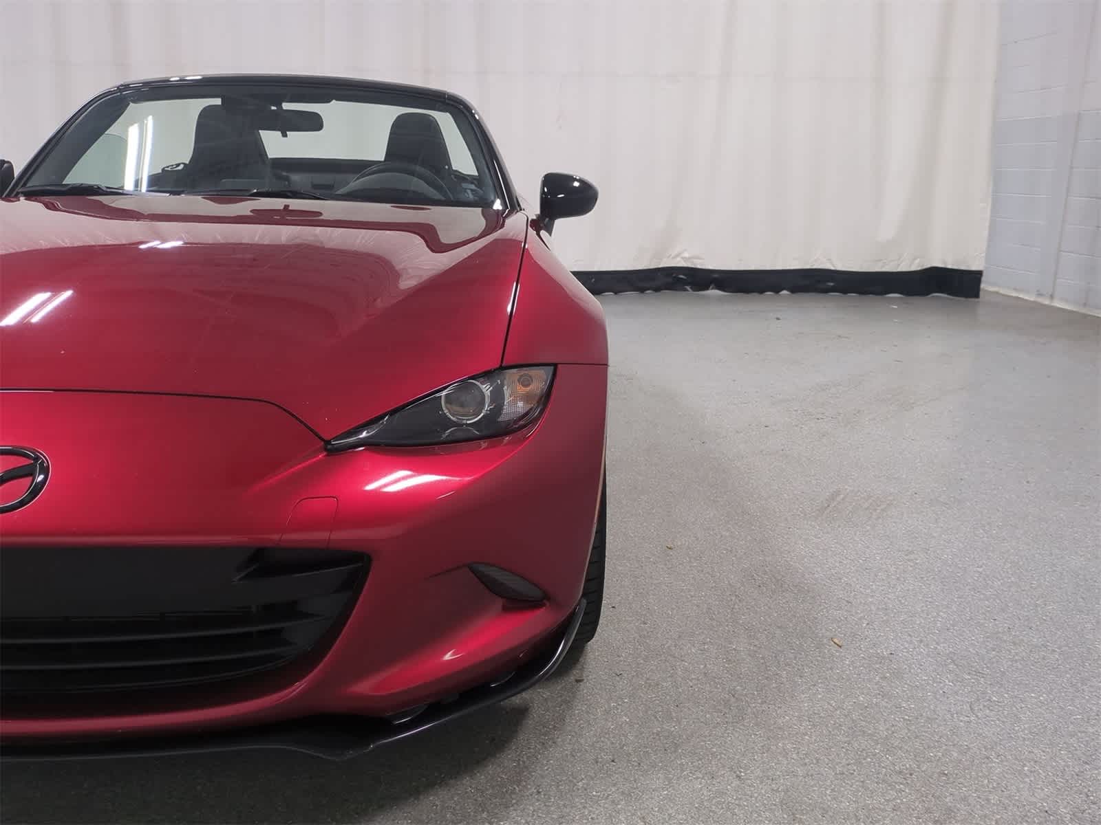 Thumbnail: 2020 Mazda MX-5 Miata - 11