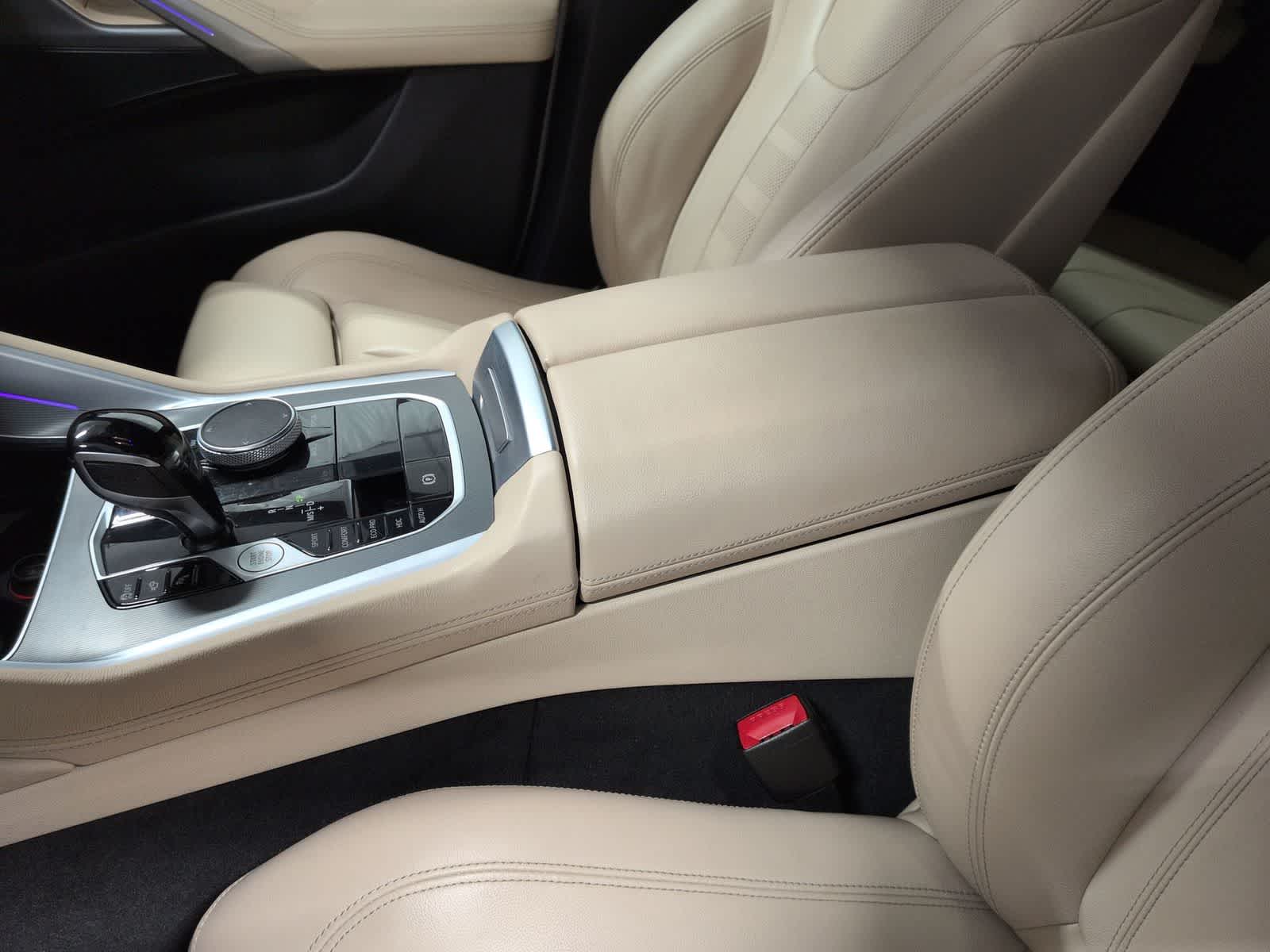 Thumbnail: 2022 BMW X6 - 29