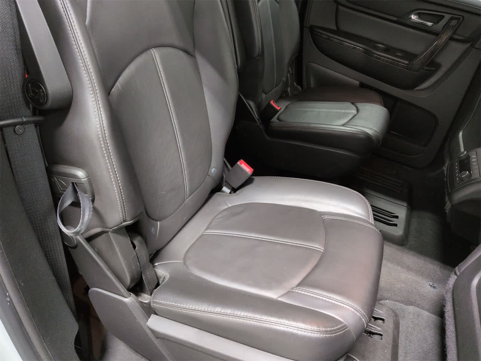 Thumbnail: 2017 GMC Acadia - 22