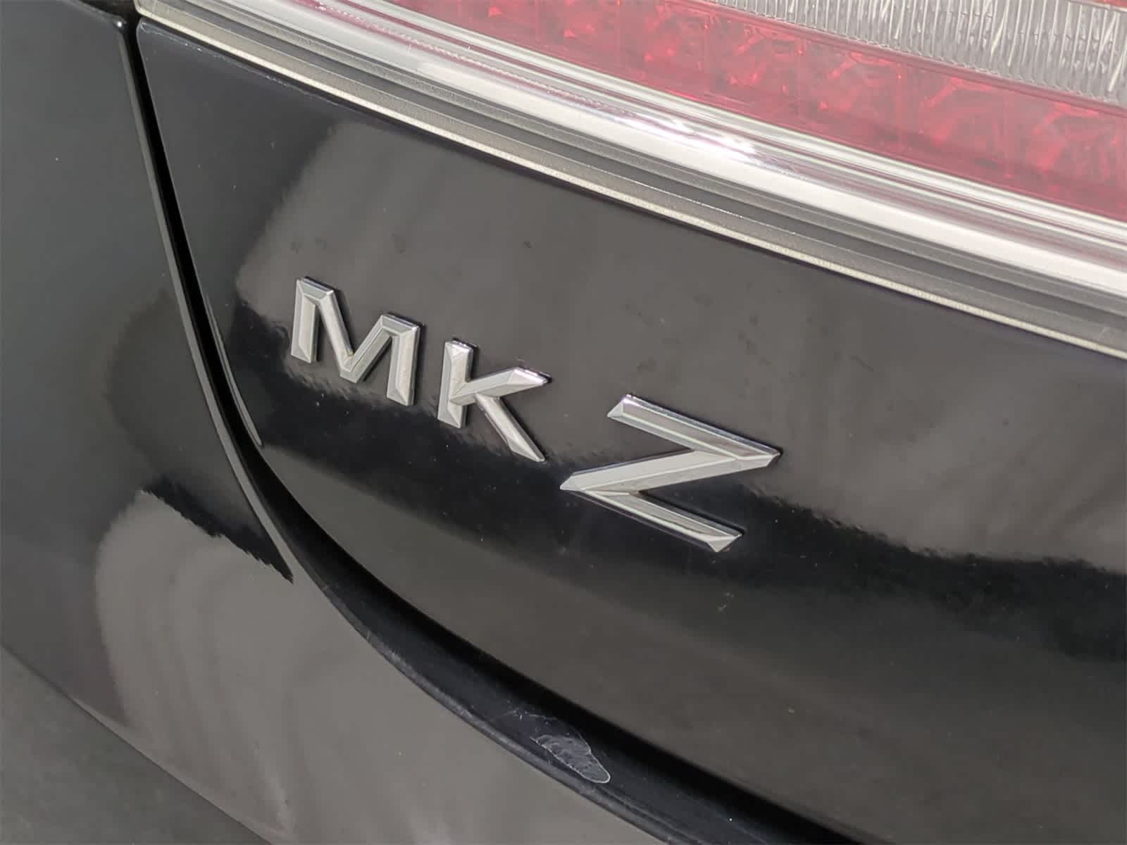 Thumbnail: 2016 Lincoln MKZ - 13