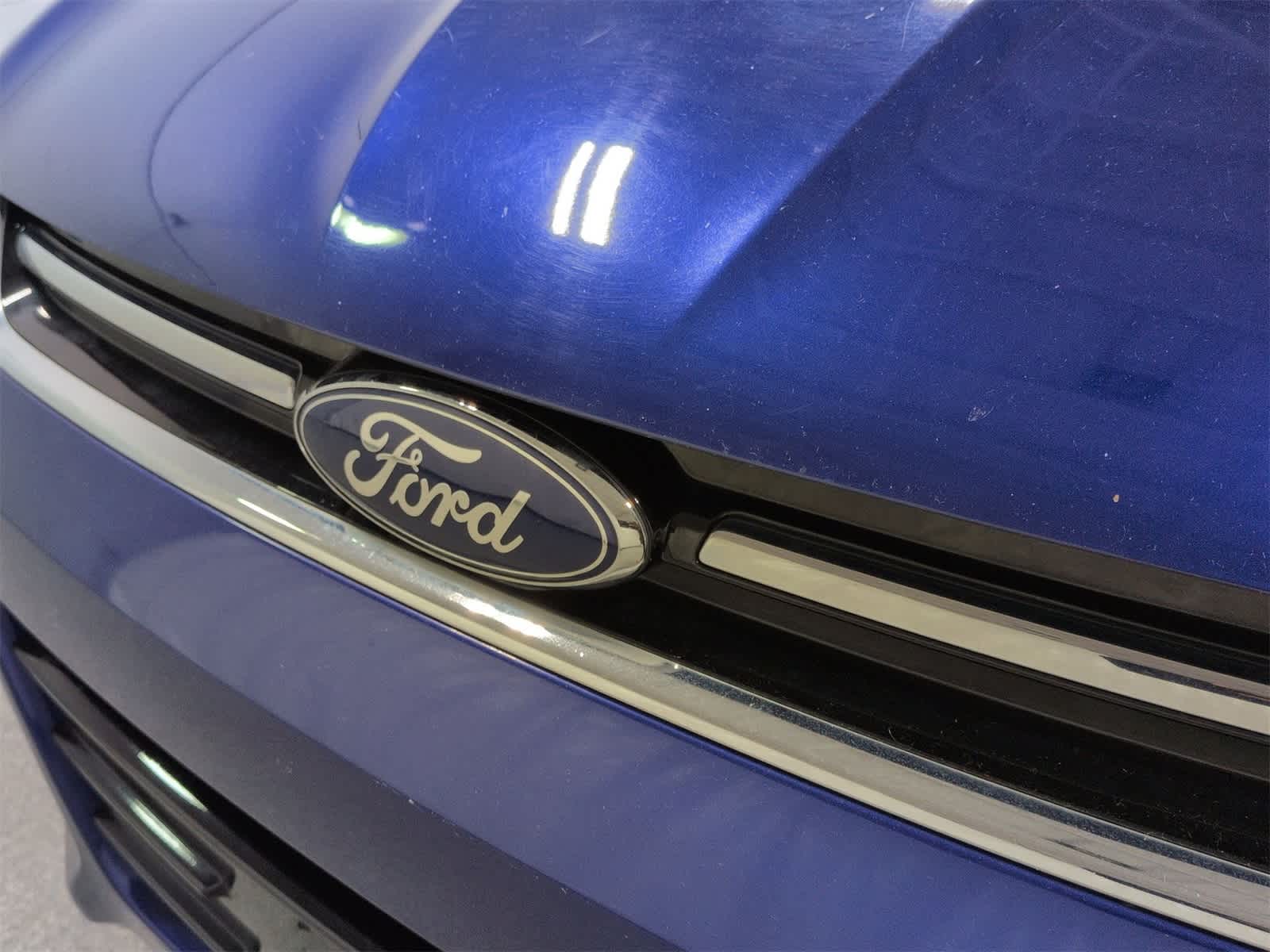 Thumbnail: 2013 Ford Escape - 12