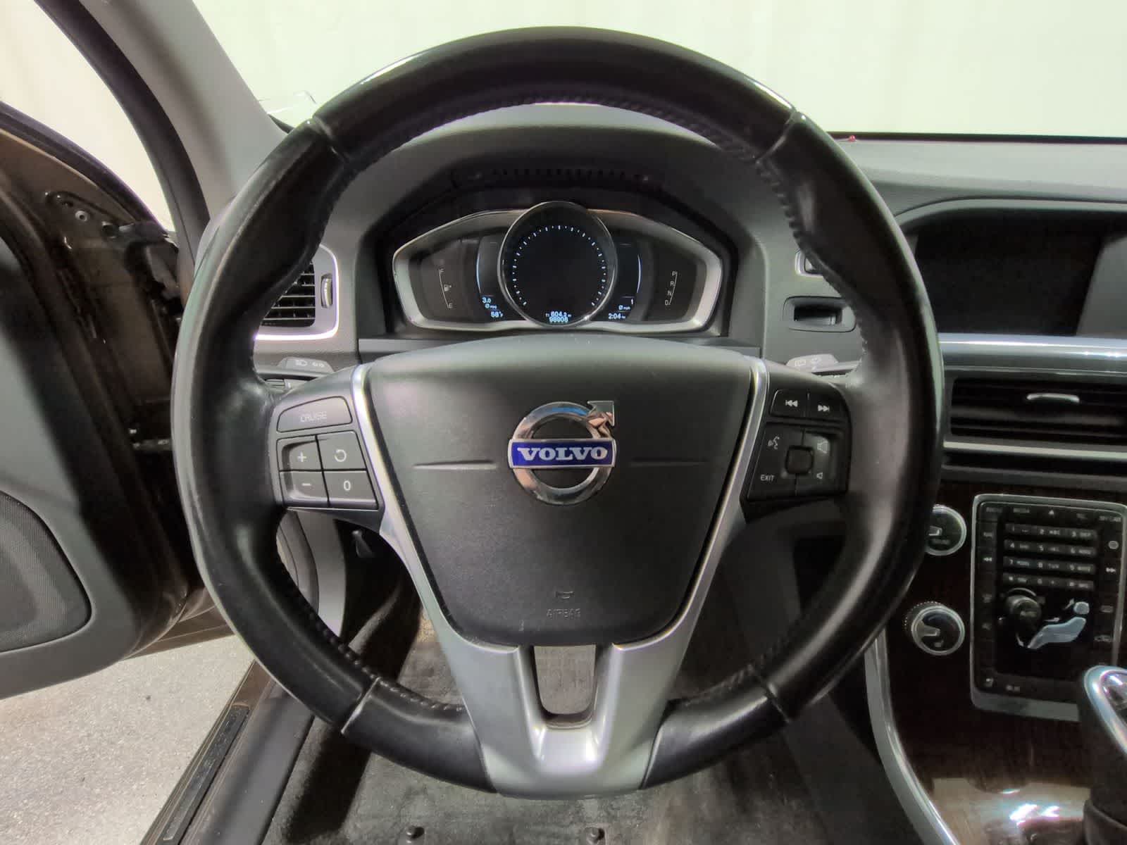 Thumbnail: 2015 Volvo S60 - 26