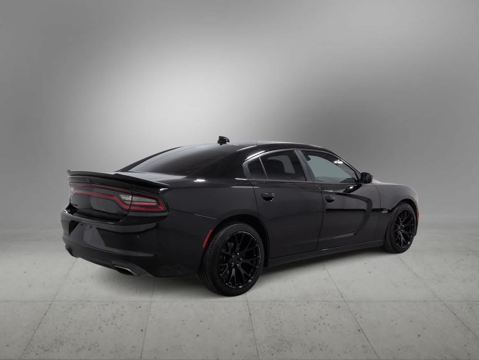 Thumbnail: 2017 Dodge Charger - 8