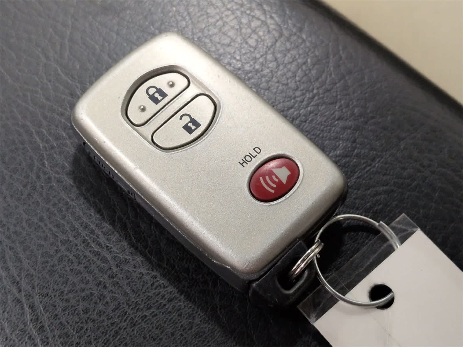 Thumbnail: 2011 Toyota Prius - 34