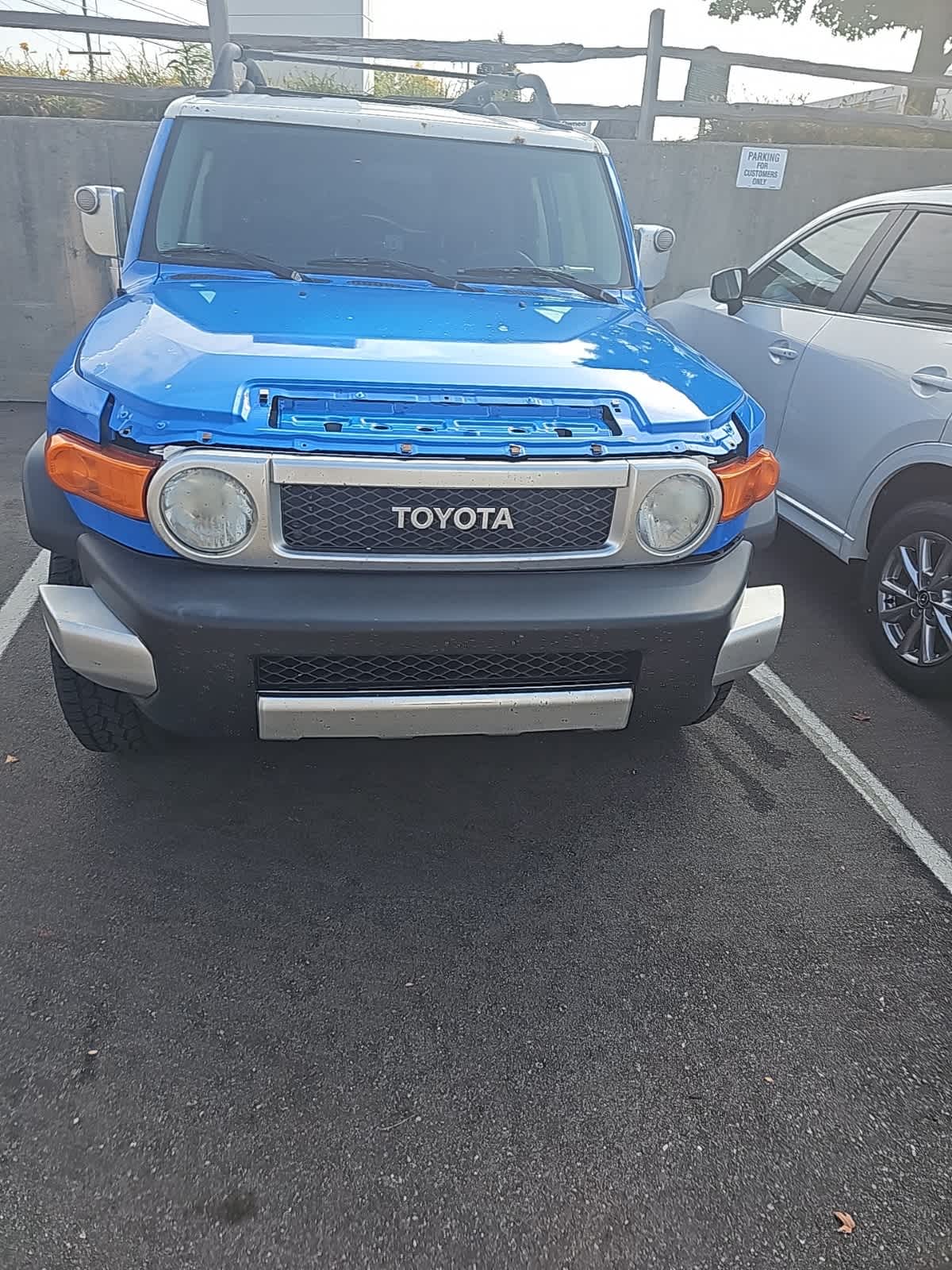 2007 Toyota FJ Cruiser Base photo 2