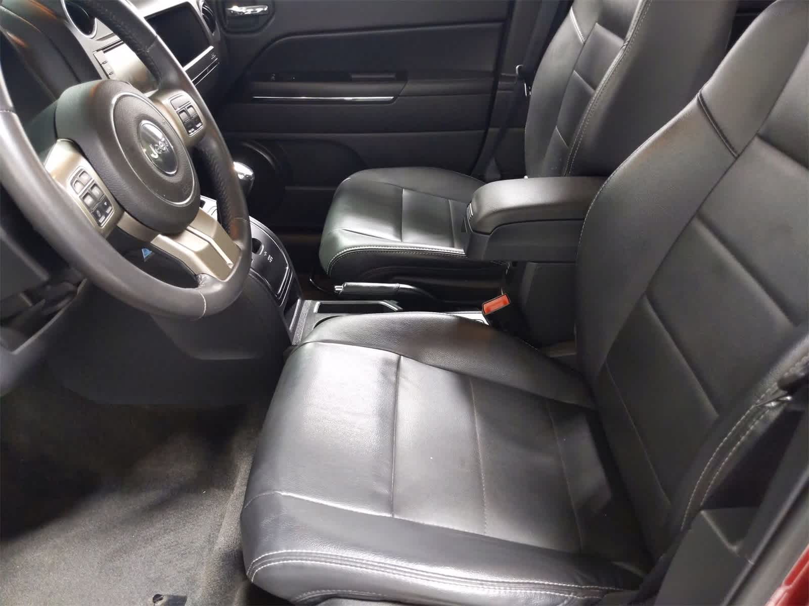 Thumbnail: 2014 Jeep Patriot - 17
