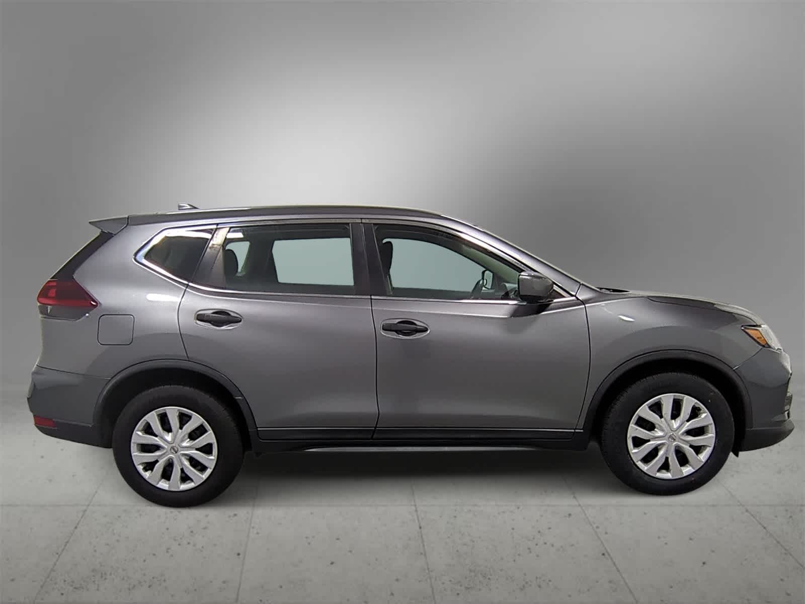Thumbnail: 2020 Nissan Rogue - 9