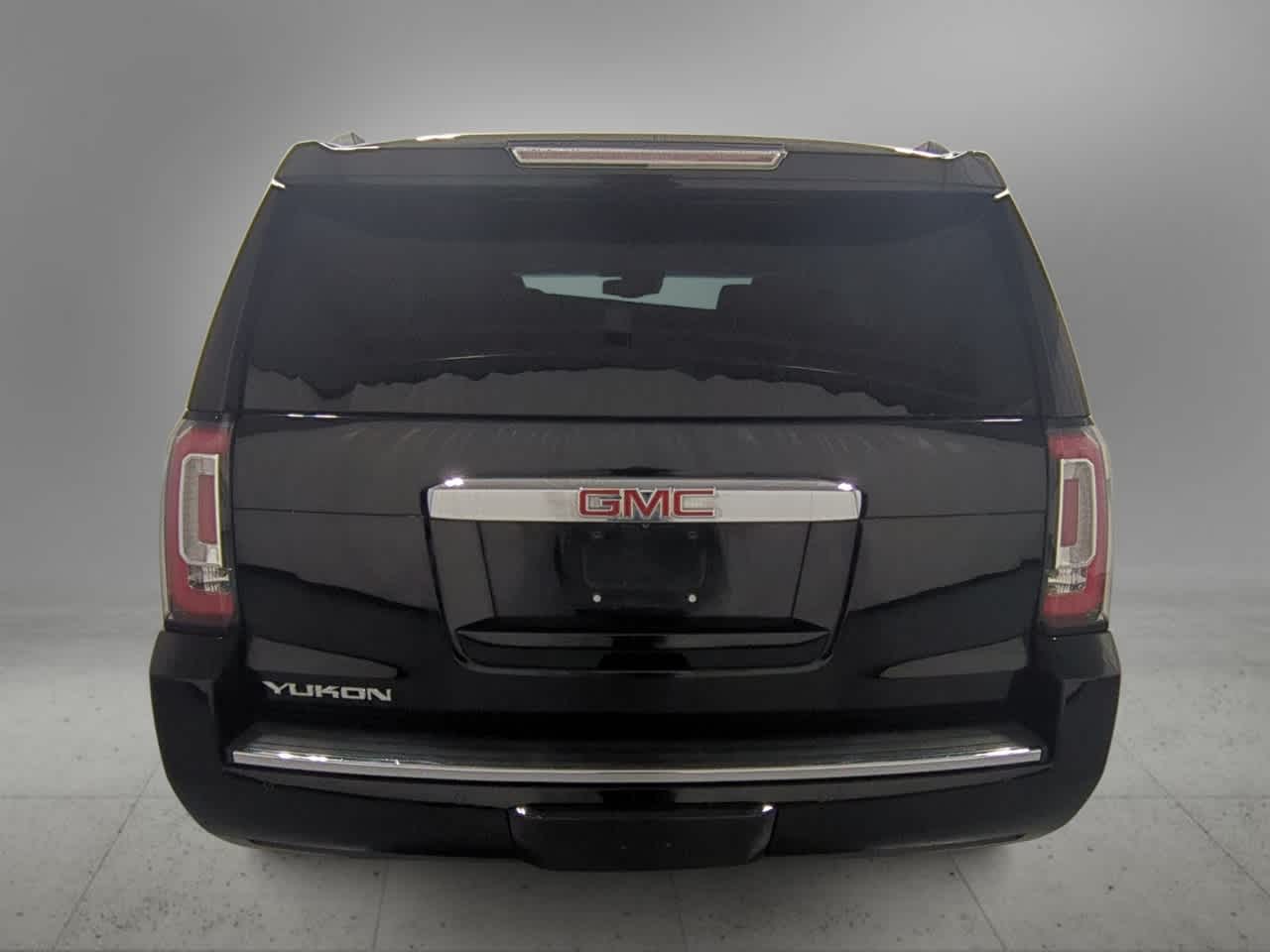 Thumbnail: 2015 GMC Yukon - 7