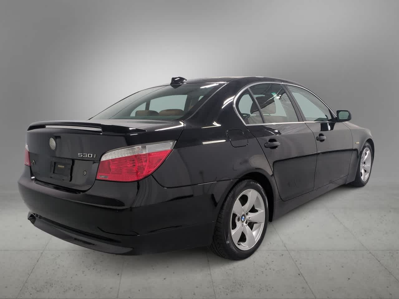 Thumbnail: 2006 BMW 5 Series - 8