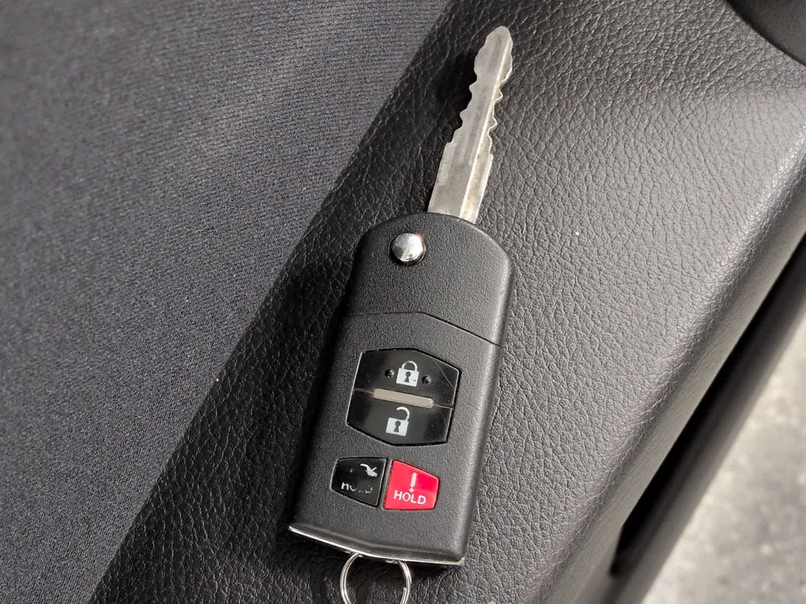 Thumbnail: 2010 Mazda Mazda3 - 33