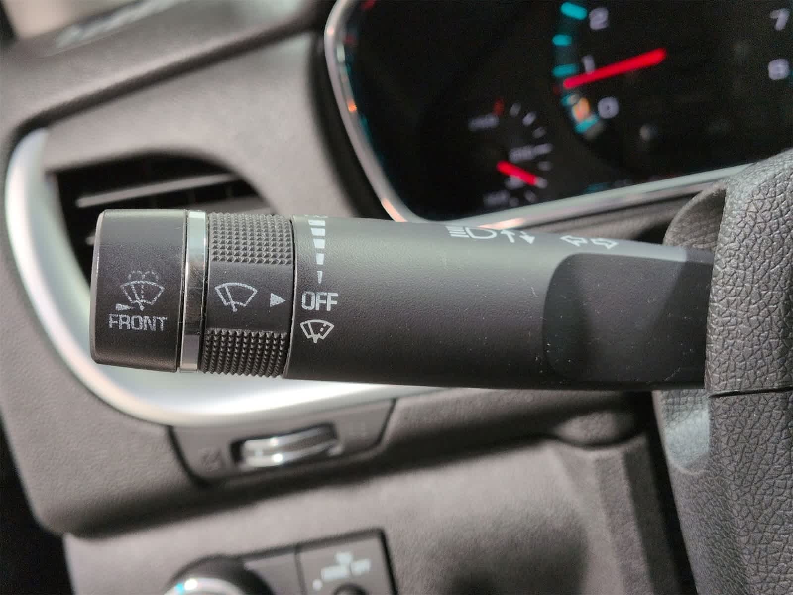 Thumbnail: 2017 Chevrolet Traverse - 26