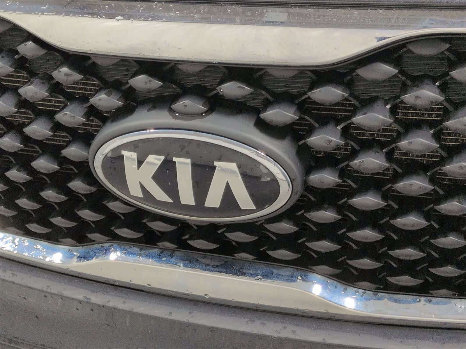 Thumbnail: 2016 Kia Sorento - 12