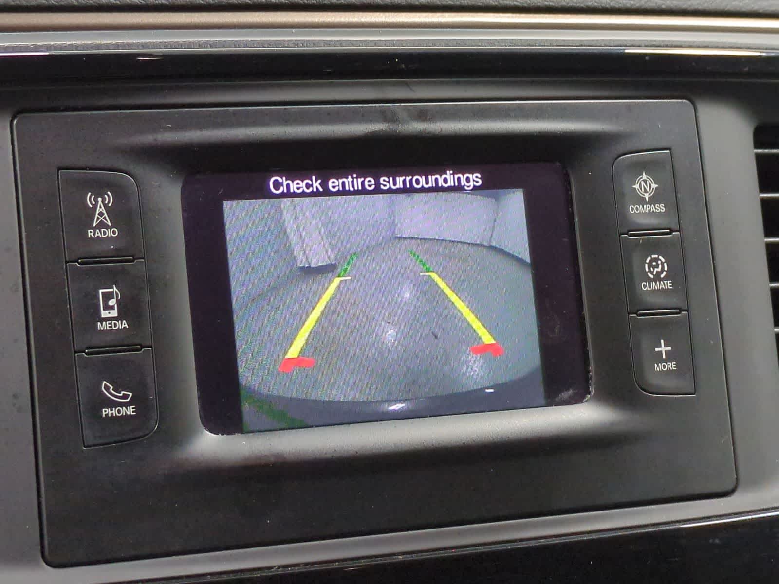 Thumbnail: 2017 Chrysler Pacifica - 28