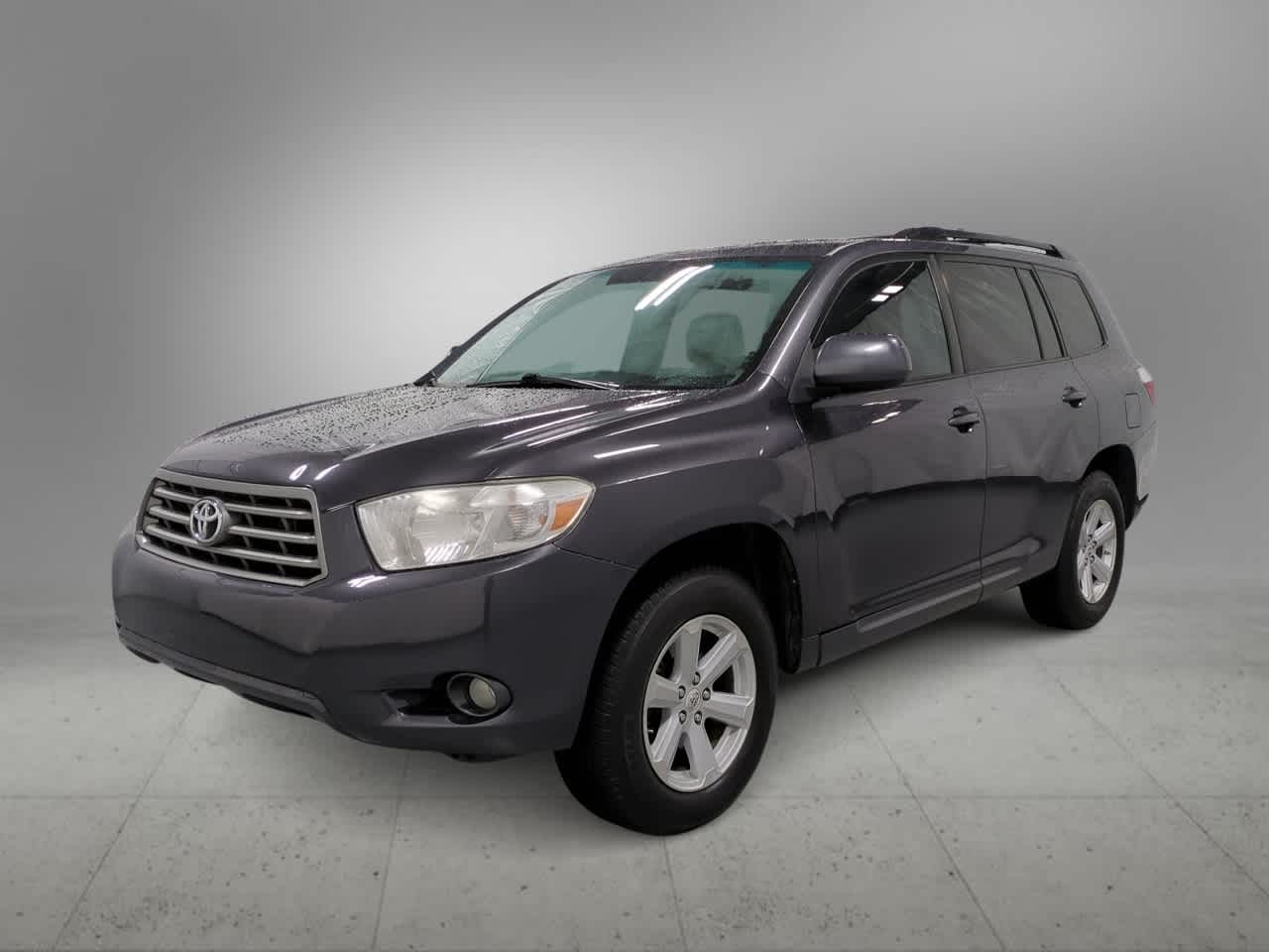 Thumbnail: 2010 Toyota Highlander - 4