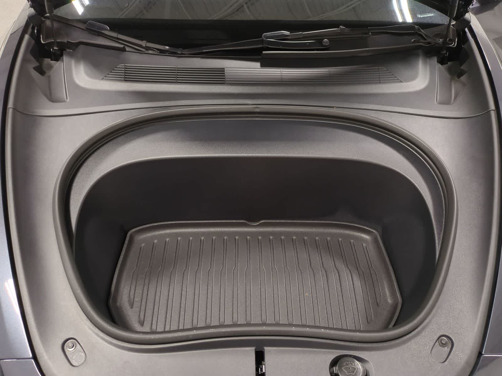 Thumbnail: 2025 Tesla Model 3 - 13