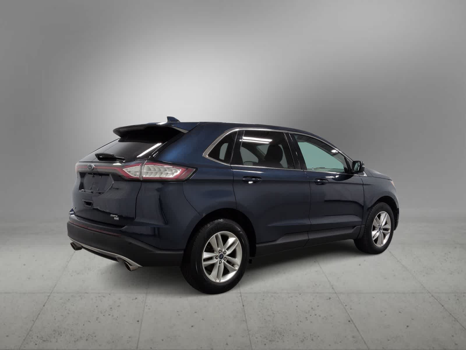 Thumbnail: 2017 Ford Edge - 8