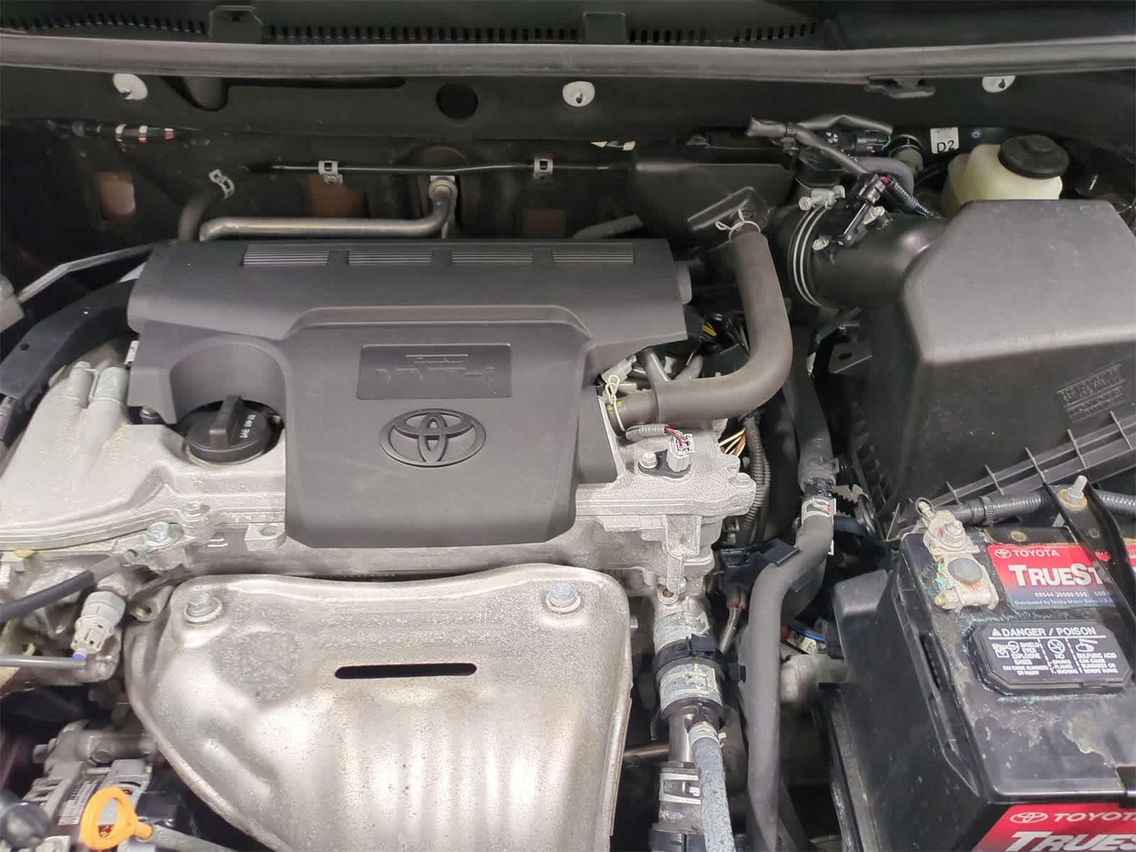 Thumbnail: 2017 Toyota RAV4 - 15