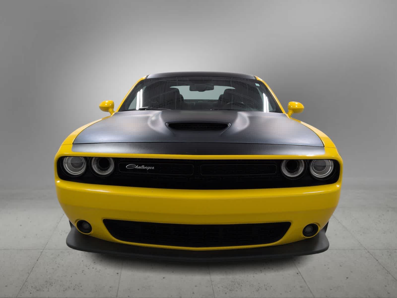 Thumbnail: 2019 Dodge Challenger - 3