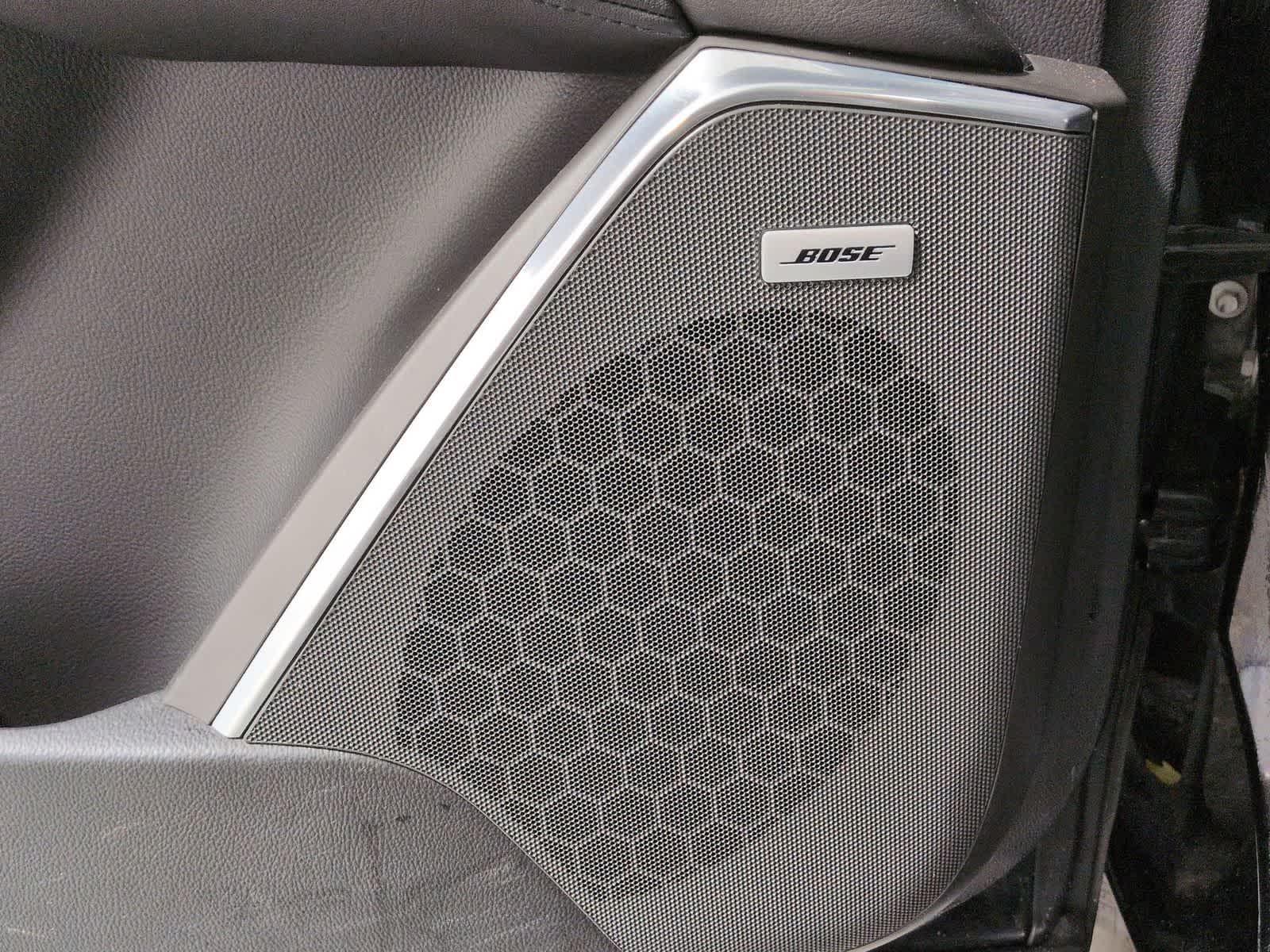 Thumbnail: 2017 Cadillac Escalade - 32