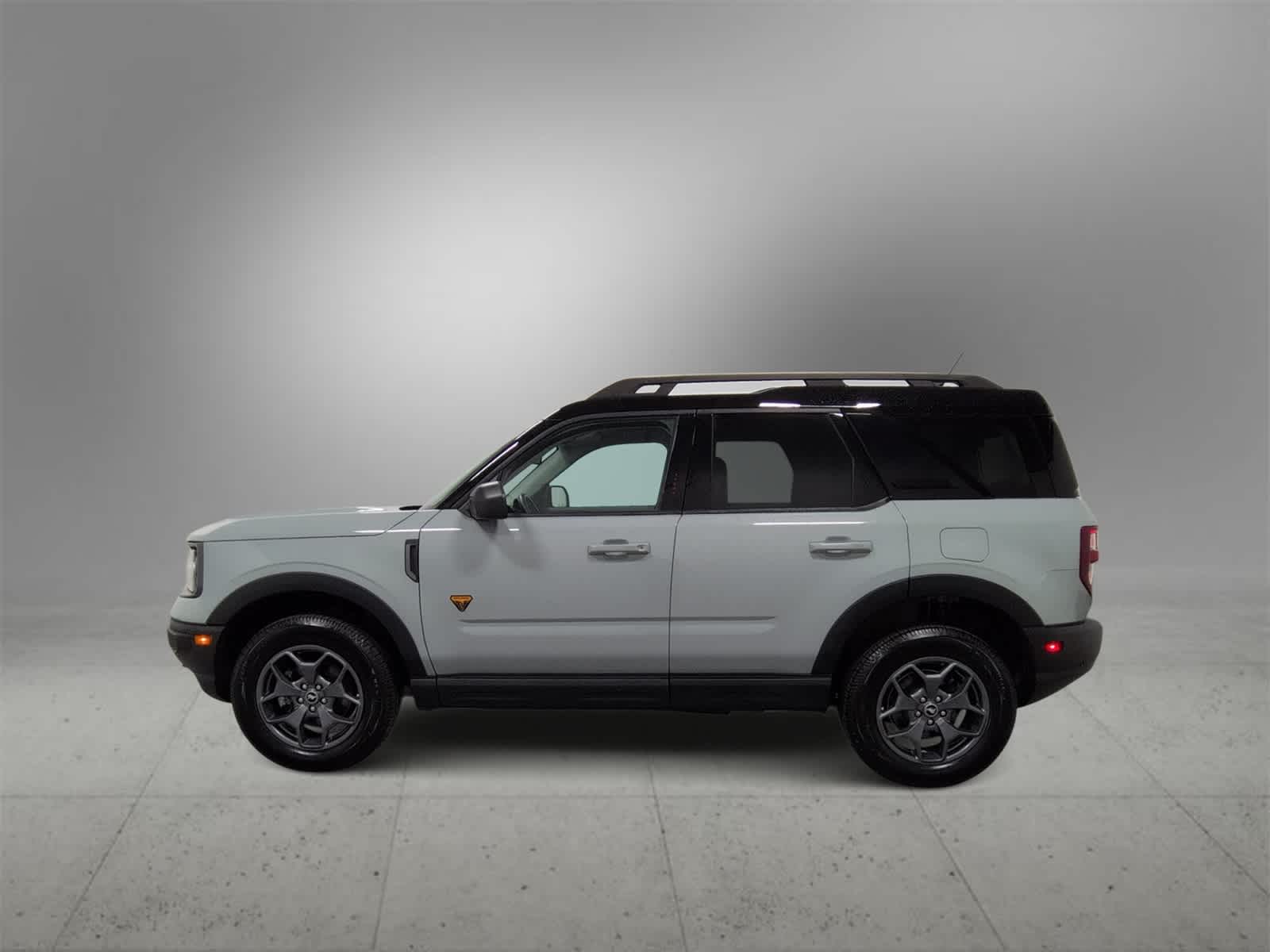 Thumbnail: 2022 Ford Bronco Sport - 5