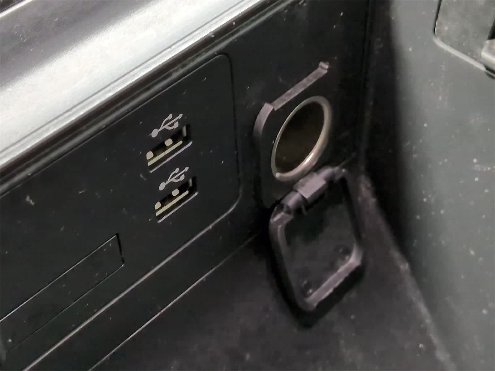 Thumbnail: 2023 Mazda Mazda3 - 33