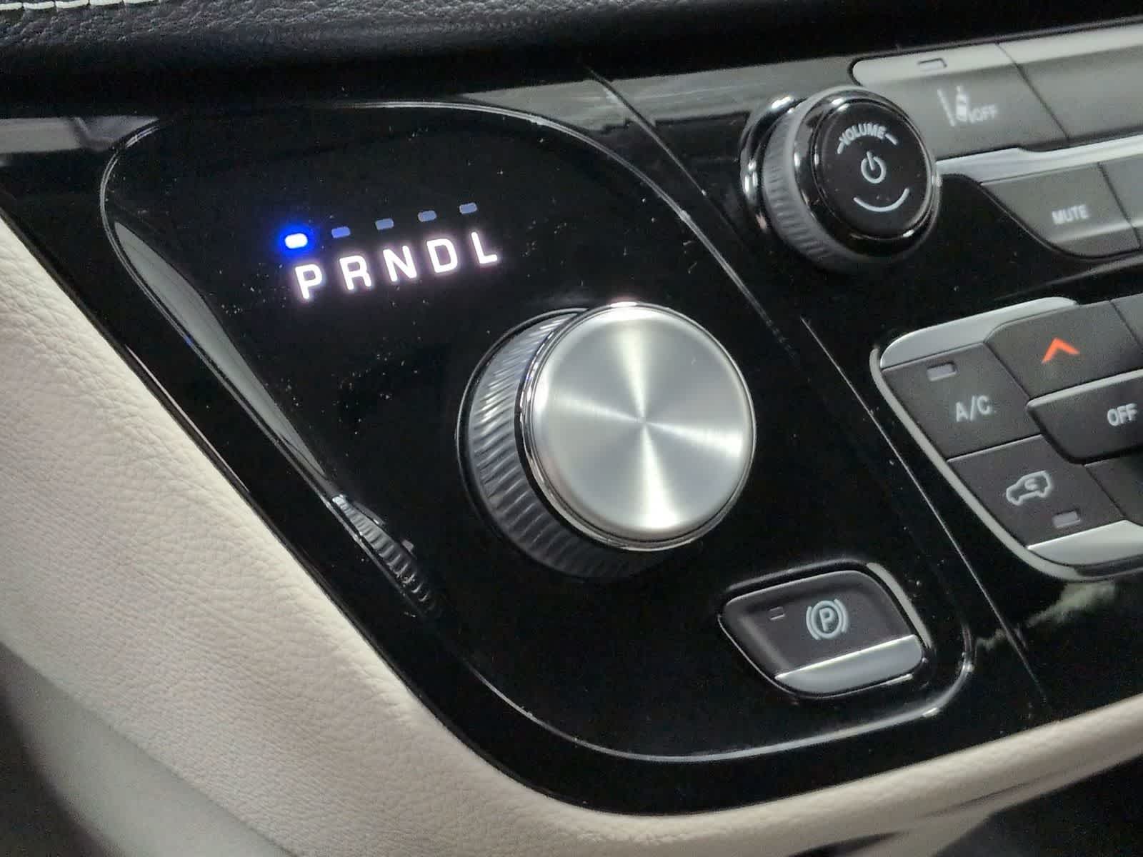 Thumbnail: 2022 Chrysler Pacifica - 31