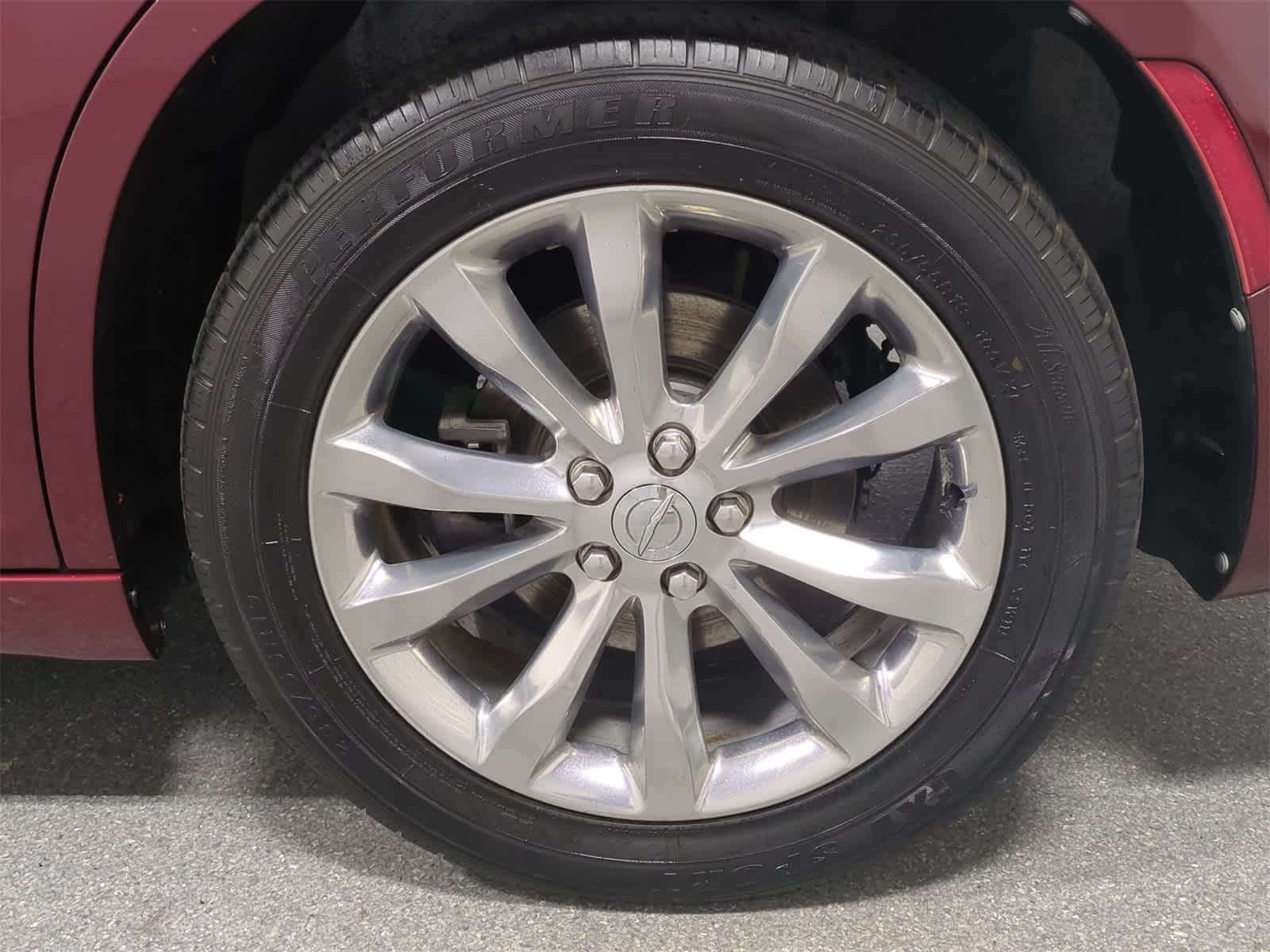 Thumbnail: 2019 Chrysler 300 - 14