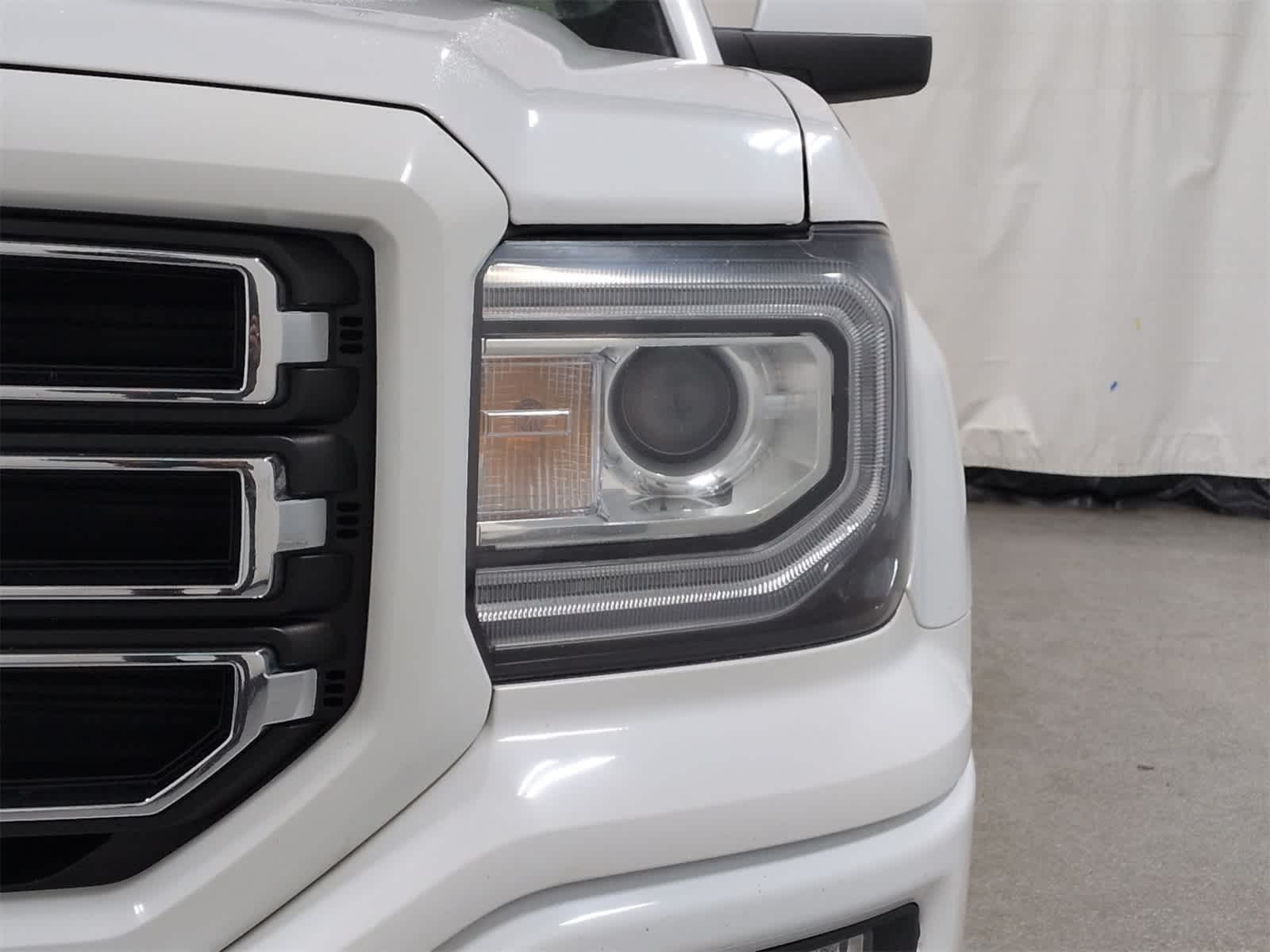 Thumbnail: 2017 GMC Sierra 1500 - 11